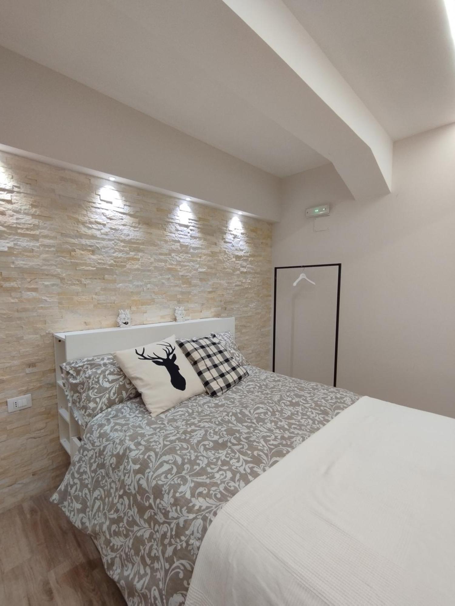 卡塔尼亚La Casa Nel Cortile公寓 外观 照片